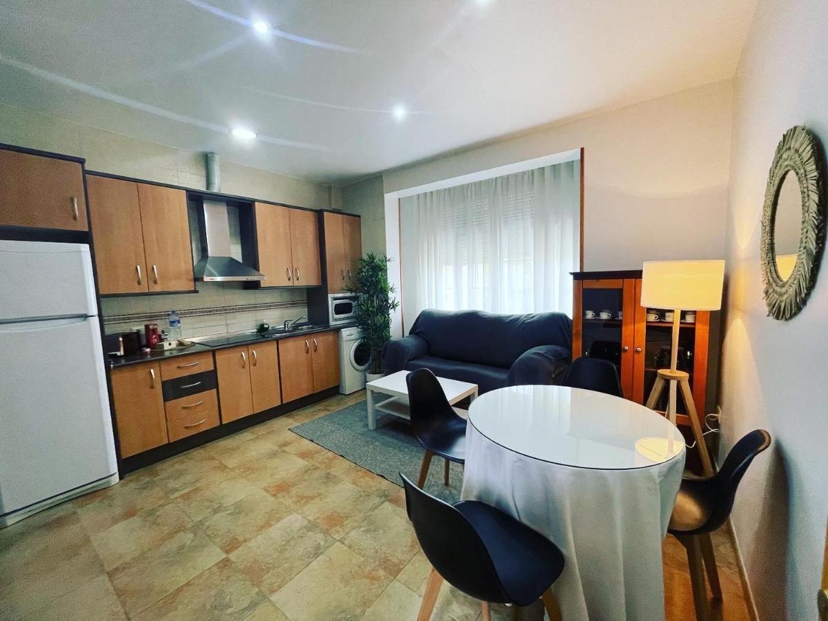 Apartamentos Colon Pondos Linares (Jaen) Eksteriør billede
