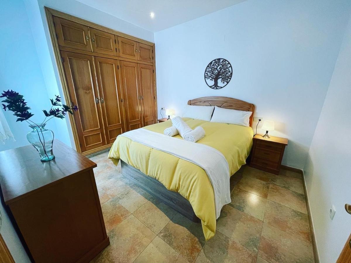 Apartamentos Colon Pondos Linares (Jaen) Eksteriør billede